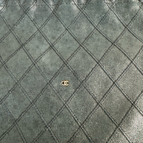 100% Authentic CHANEL Quilted Drawstring Bag Pouch Coco Mark Black - Picture 4 of 11